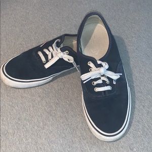 🔵 Blue Suede Shoes 🔵